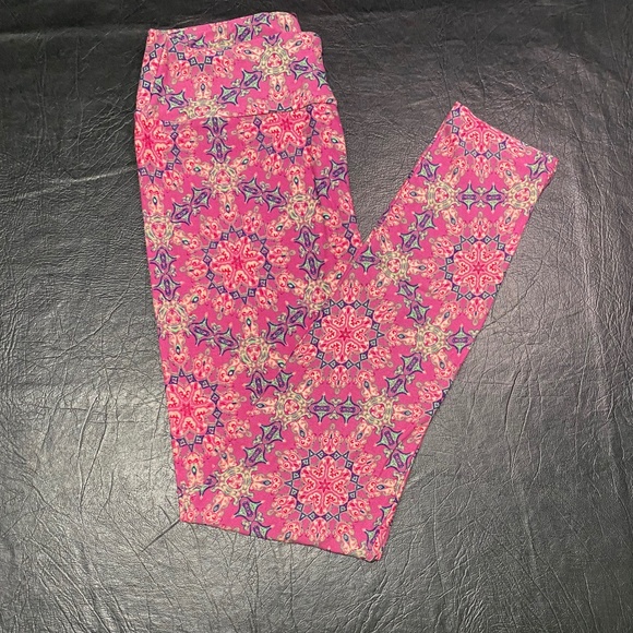 NWOT LulaRoe OS Legging - Picture 1 of 4